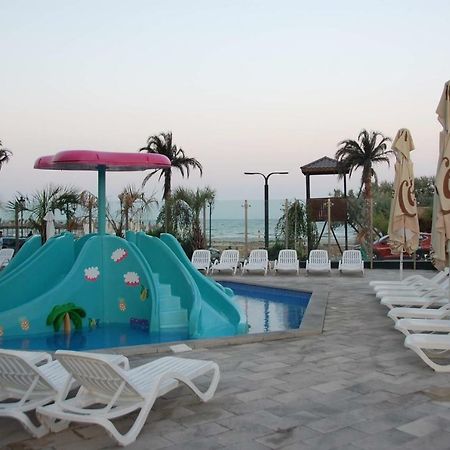 Umi Apartment Alezzi Resort 那沃达利 外观 照片