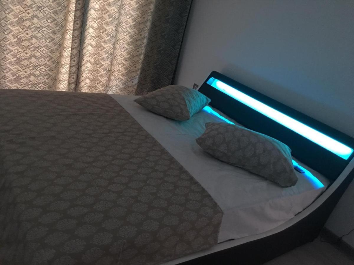 Umi Apartment Alezzi Resort 那沃达利 外观 照片