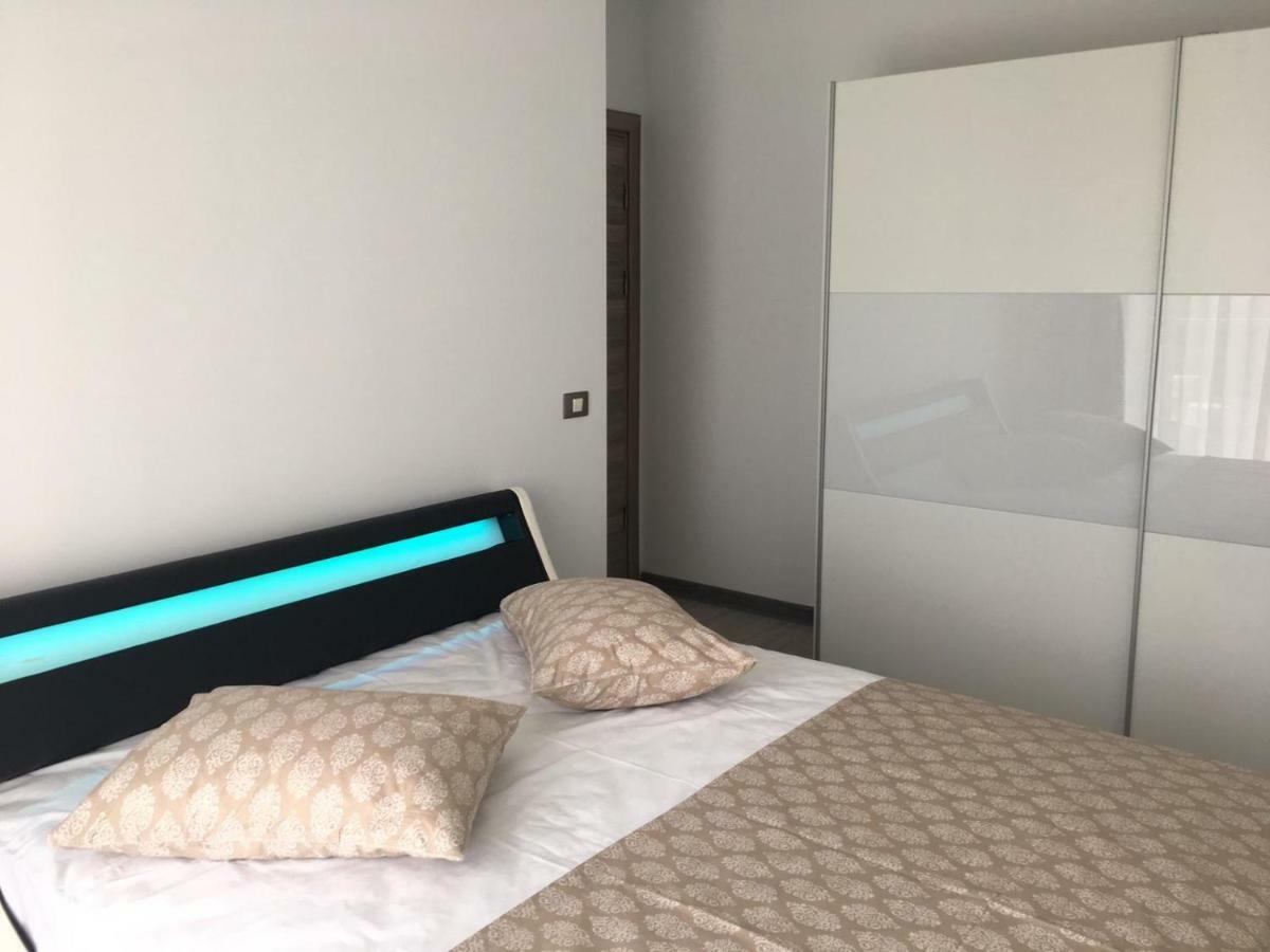 Umi Apartment Alezzi Resort 那沃达利 外观 照片