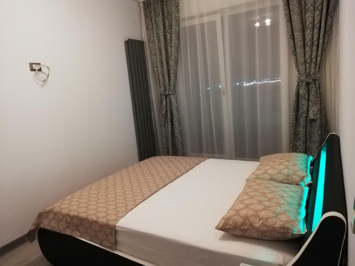 Umi Apartment Alezzi Resort 那沃达利 外观 照片