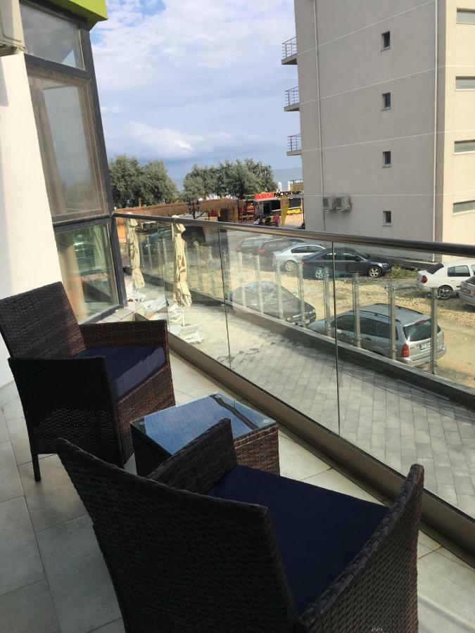 Umi Apartment Alezzi Resort 那沃达利 外观 照片