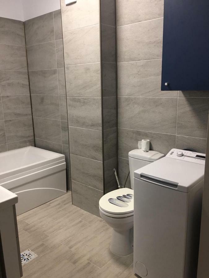 Umi Apartment Alezzi Resort 那沃达利 外观 照片
