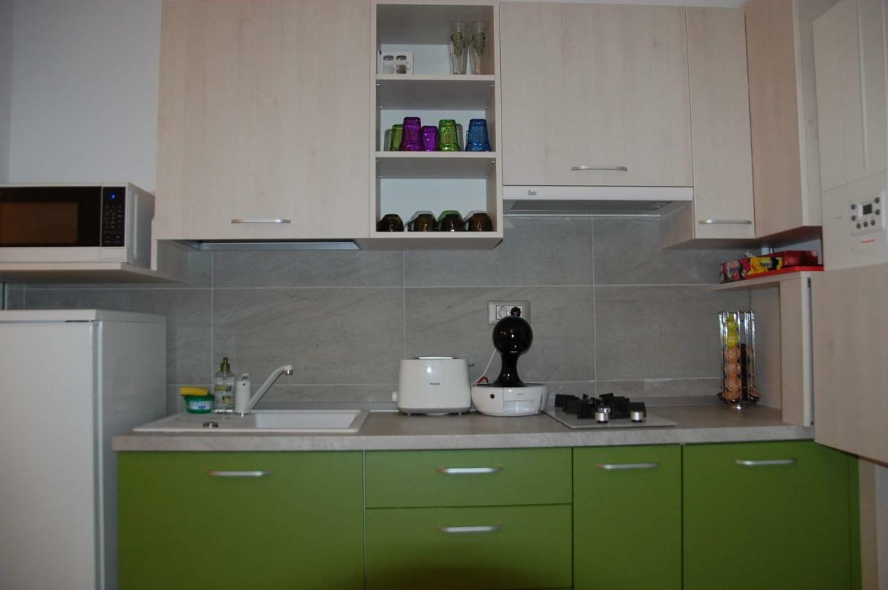 Umi Apartment Alezzi Resort 那沃达利 外观 照片